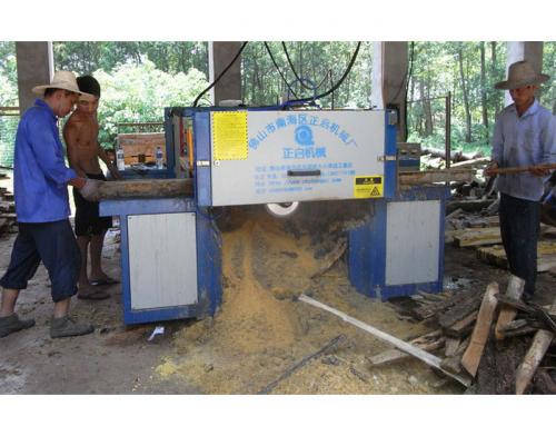 湖北省荊州市-方木多片鋸150加工現(xiàn)場(chǎng)