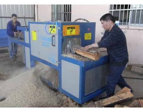 四川省廣元市-圓木200機加工現場