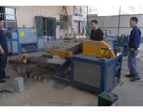 四川省廣元市-圓木截斷280高-加工現場