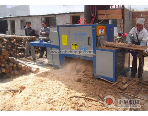 云南文山鋸桉木加工現(xiàn)場20機(jī)